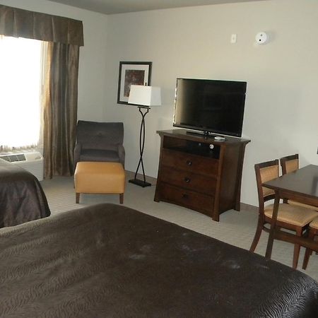 Teddy'S Residential Suites Watford City 外观 照片