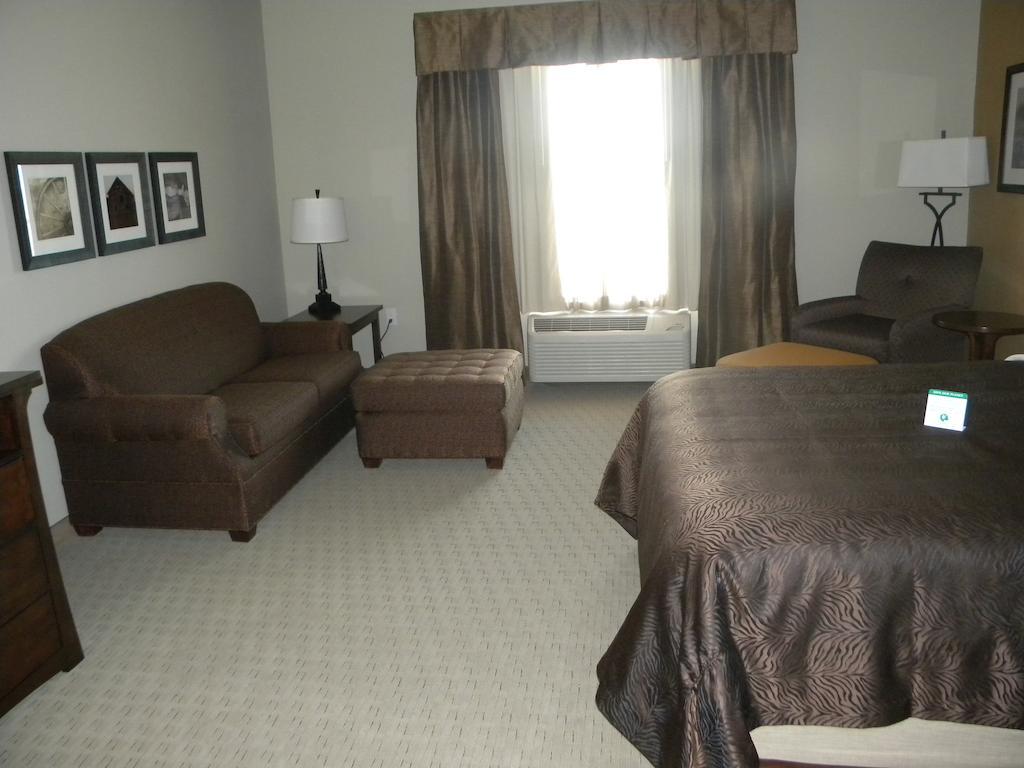 Teddy'S Residential Suites Watford City 外观 照片
